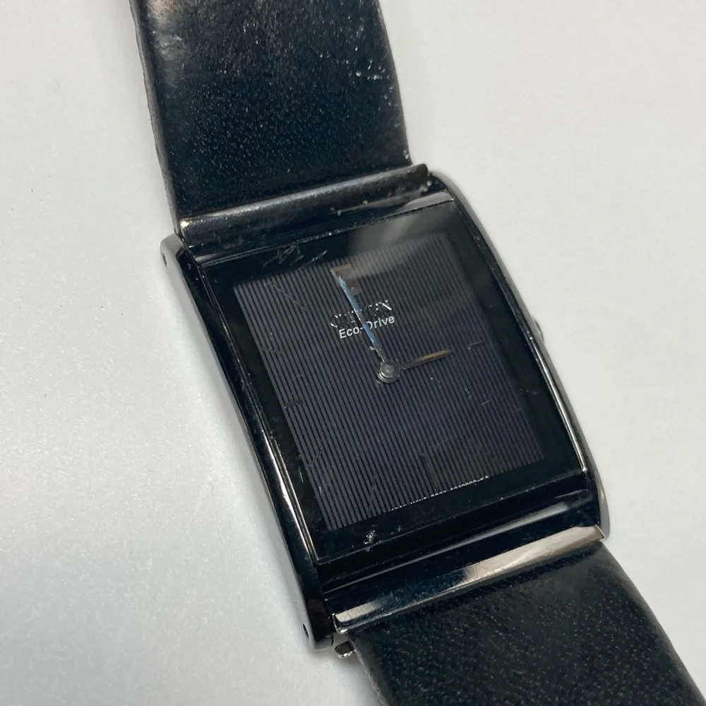 Citizen Eco Drive, parts or restore, untested, black dial, NO BATTERY.